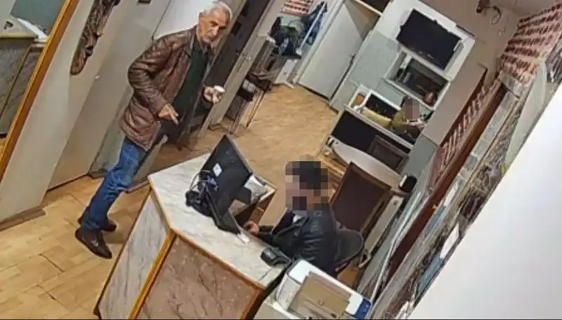 Özgür Özel'e Saldıran Selçuk Tengioğlu'nun Son Görüntüleri Gündemde!