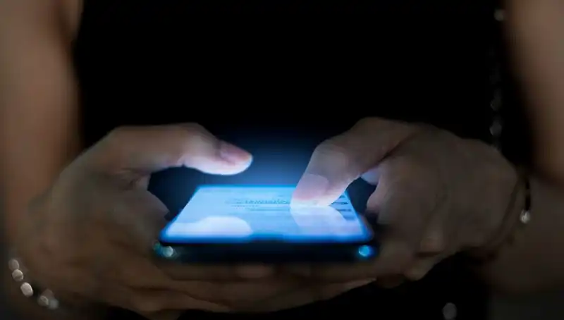 Narsisizm ve Telefon Kullanımı: Psikologlar Bu İlişkiyi Açıkladı