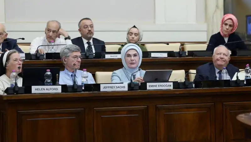 Emine Erdoğan'dan Vatikan'da Anlamlı Mesaj: "Dünya 5'ten Büyüktür"