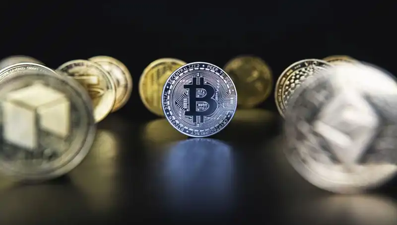 3,2 Milyar Dolar Bitcoin ETF Çıkışı Sonrası Piyasalarda Neler Oluyor?