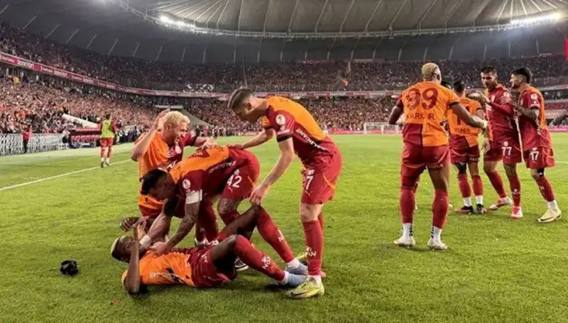 Kıran Kırana Pazarlık! Spor Dünyası 2025 Transfer Döneminde Neler Yaşanıyor?