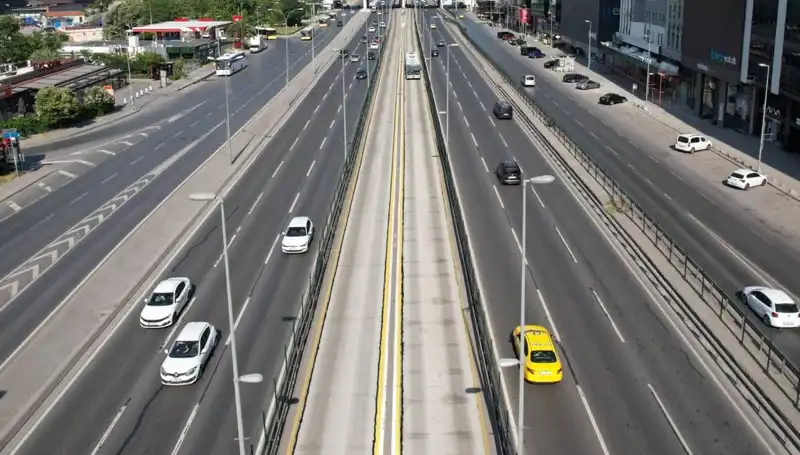 İstanbul'da Bayramda Boş Kalan Yolların Sırrı Ne?