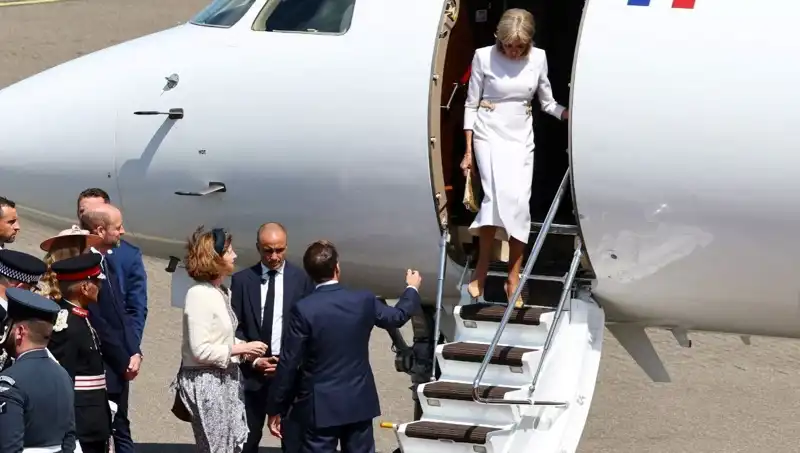 Macron Çiftinde Sarsıcı Kriz: Eşi İhtiyaç Duyduğunda Yanında Olmadı mı?