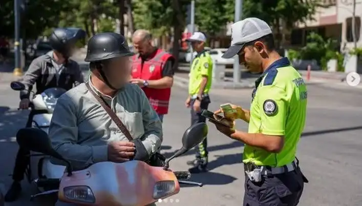Isparta'da Artan Trafik Denetimleri: Güvenli Sürücülerin Yüzde Yüzünde Amaç Ne?