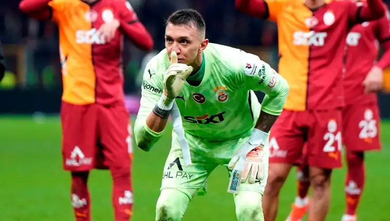 Muslera'nın Yerini Alacak İsim Kim Olacak? Taraftarın merakla beklediği detaylar!