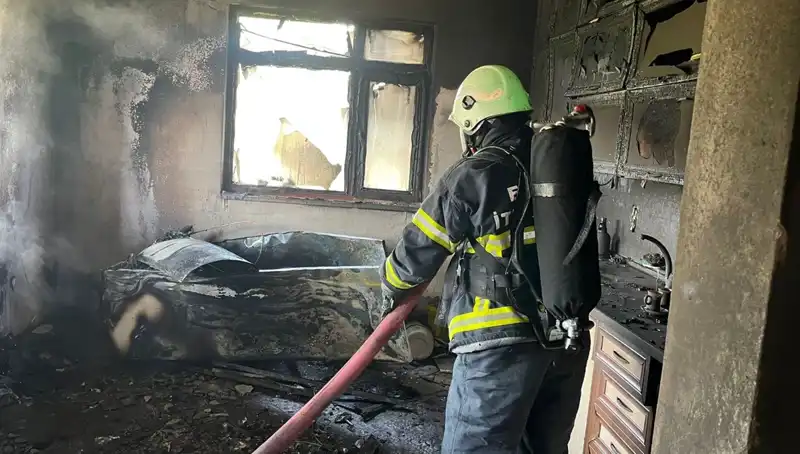 Mutfak Yangını Evin İçi Yangın Yeri Haline Getirdi