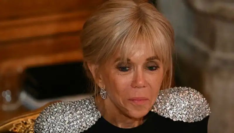 Erkek Olarak Doğdu İddialarıyla Yargılanan First Lady, Beraat Aldı