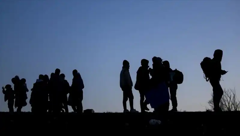 Edirne'de 21 Düzensiz Göçmen Yakalandı: Göçmen Krizinin Dünden Bugüne İzleri