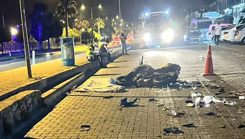 Alanya’da Motosiklet Kazası: Genç Yetenek Hayatını Kaybetti